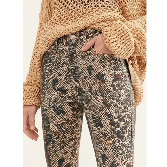 Free People Raw High Rise Printed Leggings / Rare - Picture 4 of 7